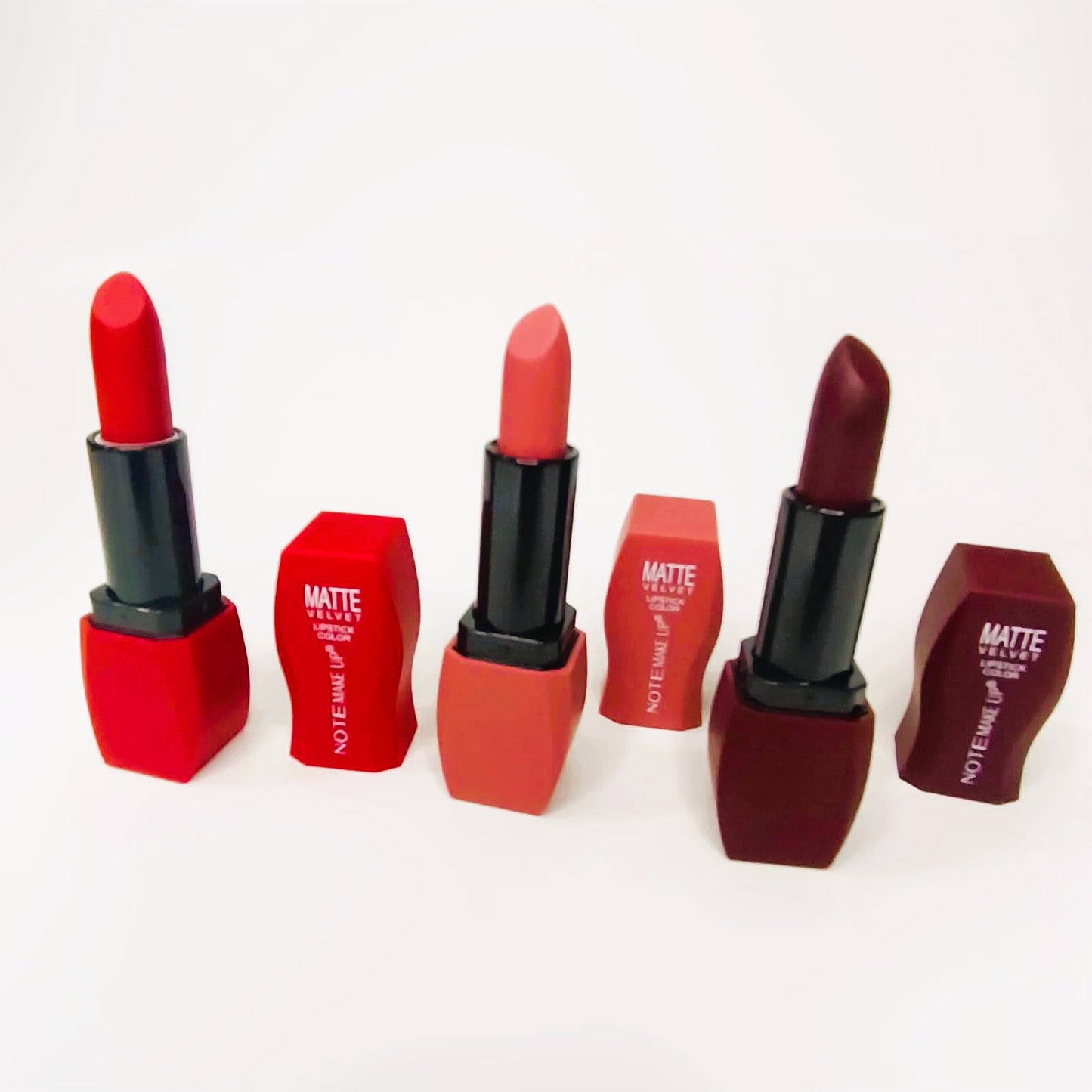 Labial en barra Matte Velvelt - Note Make Up