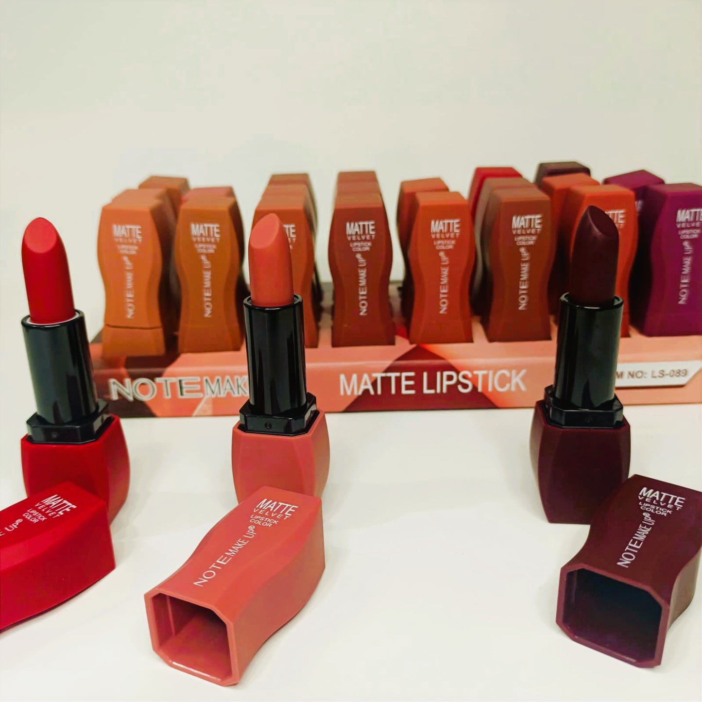 Labial en barra Matte Velvelt - Note Make Up
