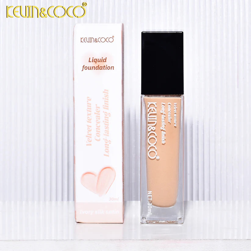 Base y Corrector Liquida Larga Duración - Marca Kevin & Coco